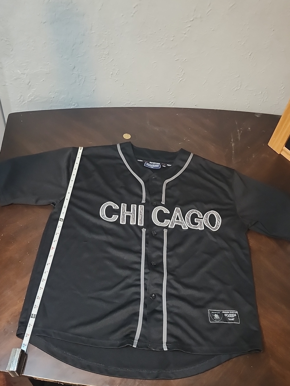 Chicago White Sox Button Up Baseball Jersey Size L/G